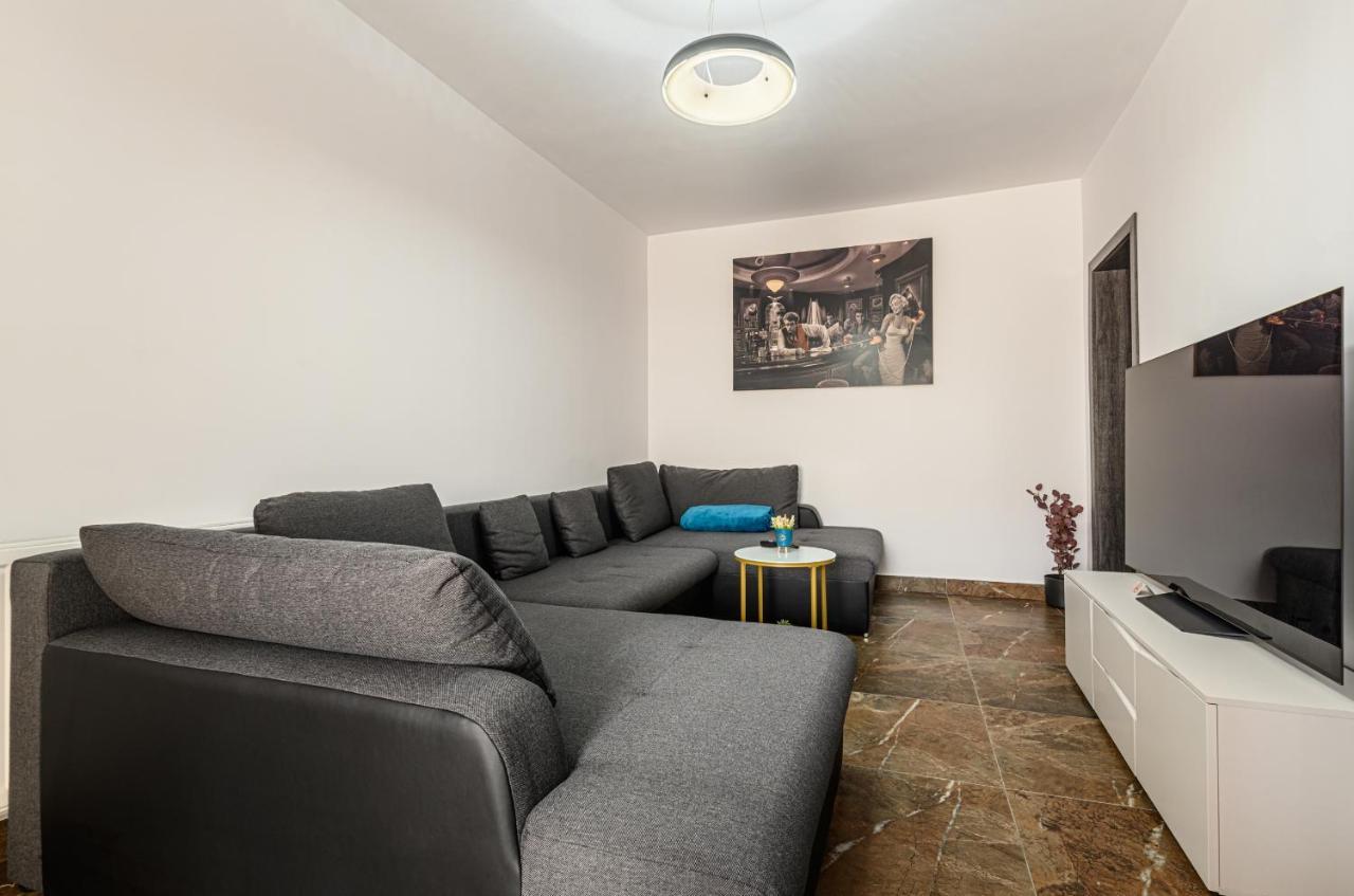 Casa Aurora Apartment 2 Braşov Buitenkant foto