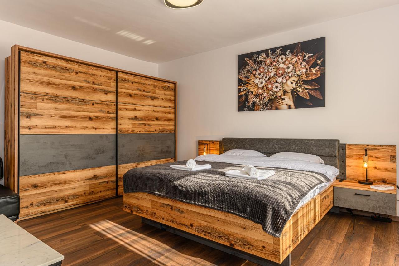 Casa Aurora Apartment 2 Braşov Buitenkant foto